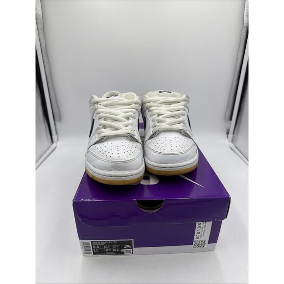 Size 9.5 Men Nike SB Dunk Low Pro White Gum Pre Owned CD2563-101 - Picture 1 of 7